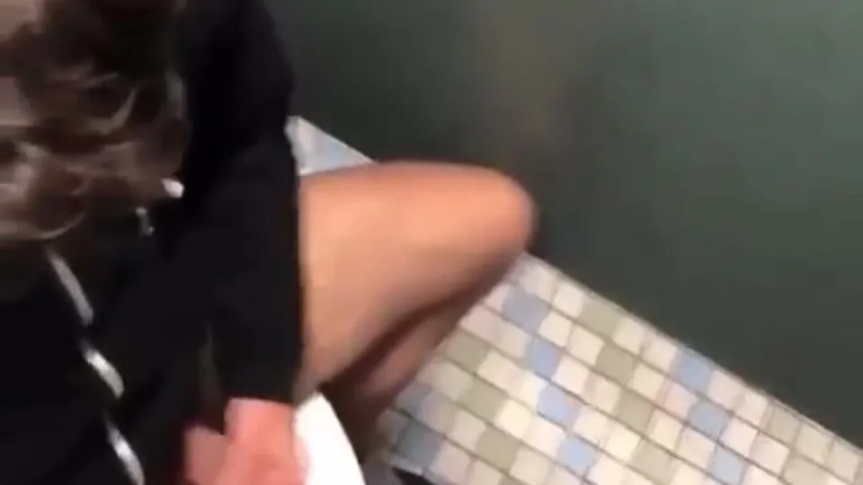 Caught jerking - video 123 - ThisVid.com