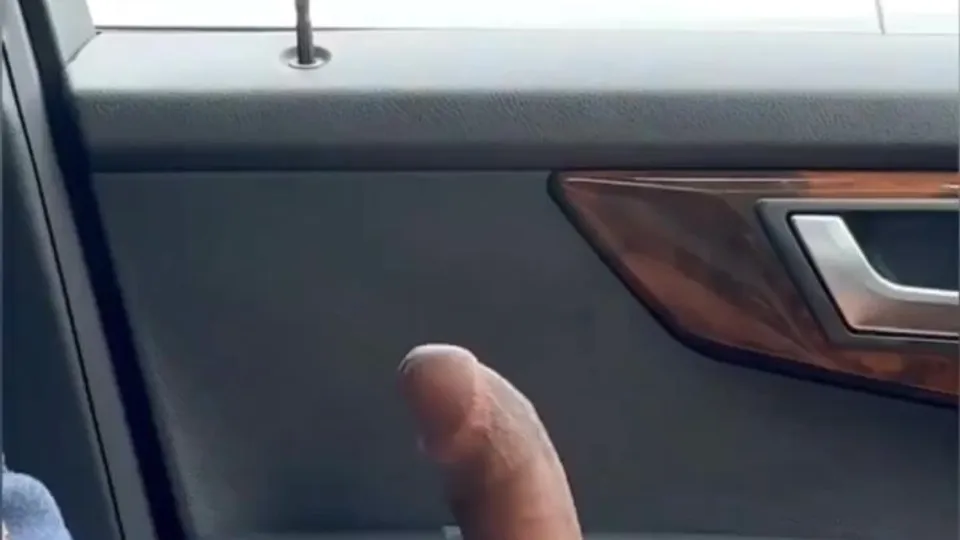 Caught stroking BBC in car park - ThisVid.com