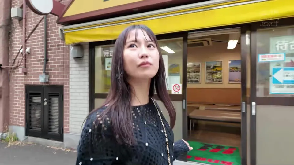 Asian Girl Teases Outside Store, Solo Masturbation