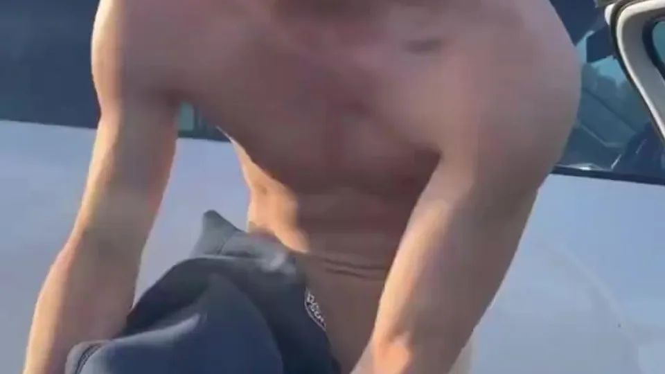 Changing into a wetsuit - ThisVid.com