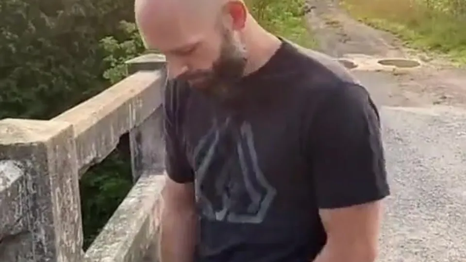 Check out - video 9 - ThisVid.com