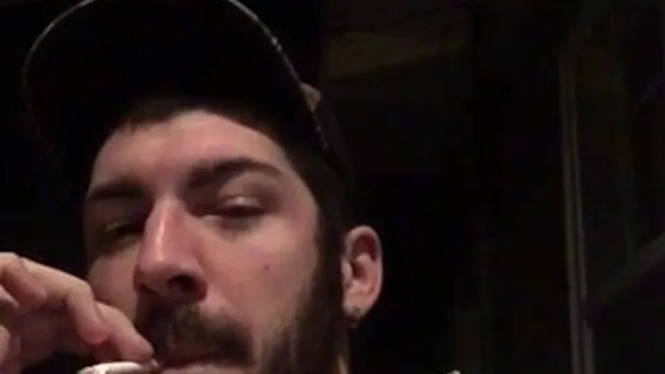 Chilled Country Guy Smoking - ThisVid.com