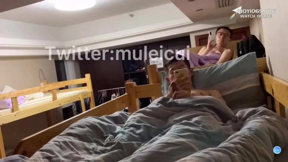 Chinese Big Cock Twink Seduce A Stranger - ThisVid.com