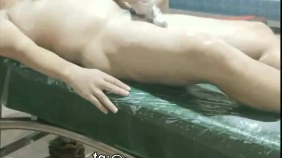 Bathhouse Spy Cam: Chinese Bathhouse