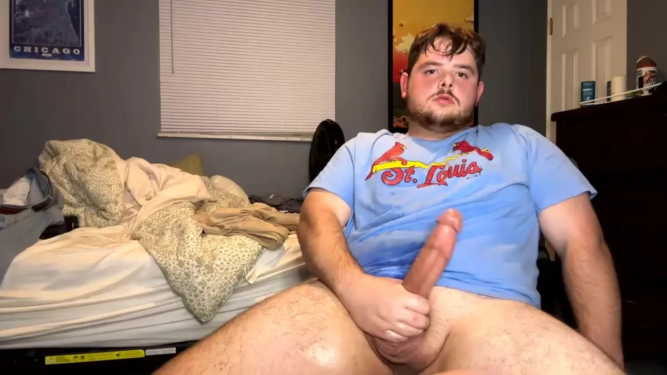 Chubby Guy Big Load On His T-Shirt - ThisVid.com