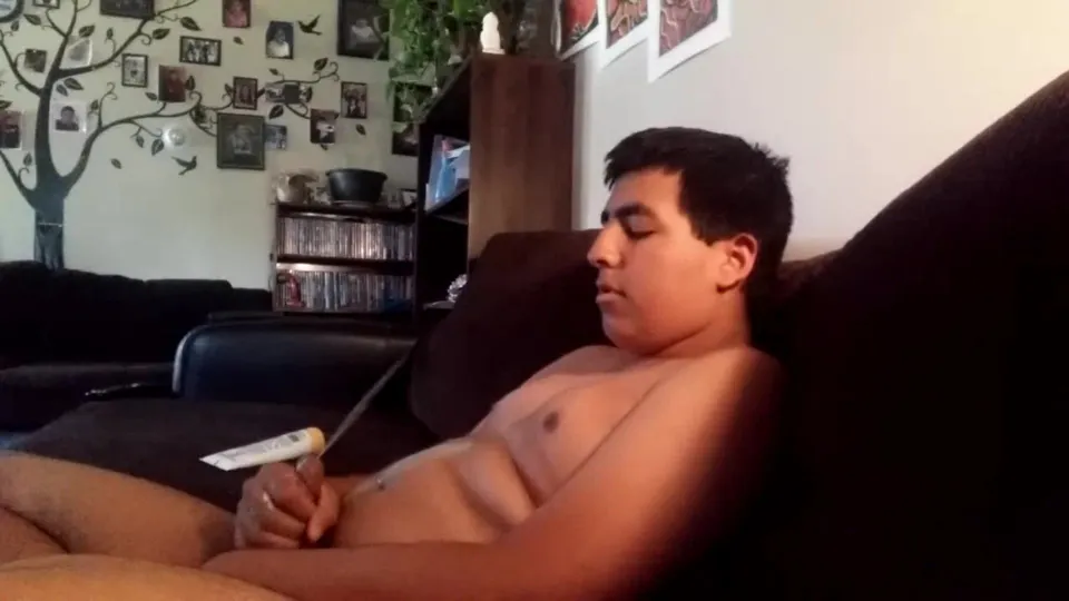 Chubby teen lubes up and cums