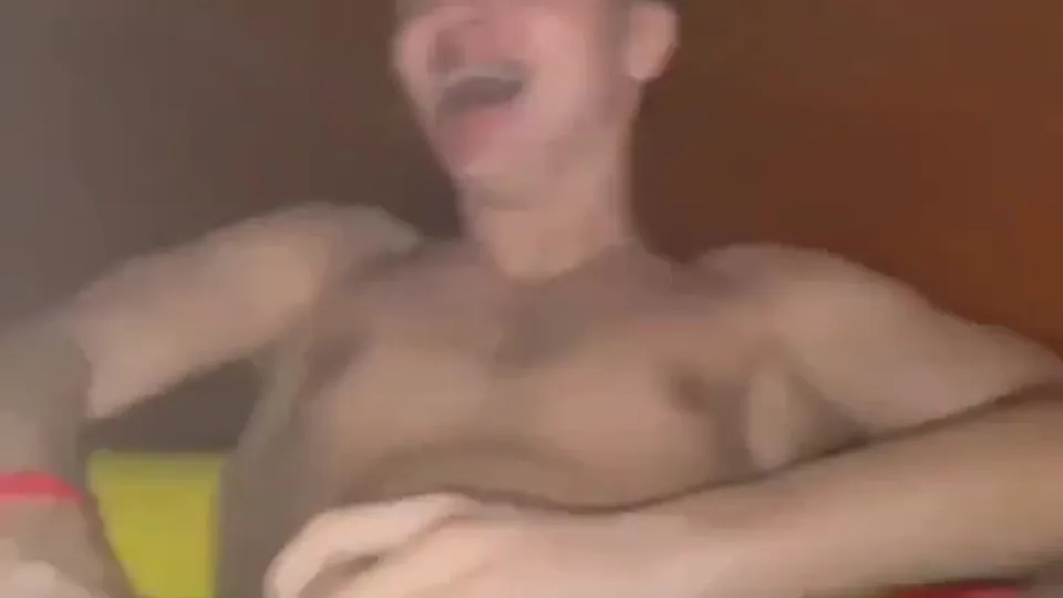Latin Muscle Boy Solo Tease