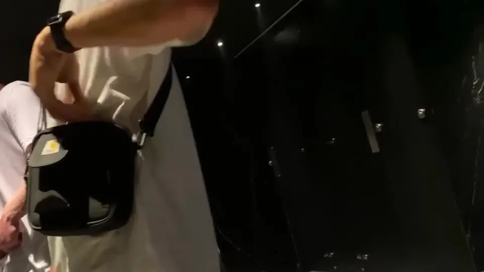 Club boy spied pissing - ThisVid.com