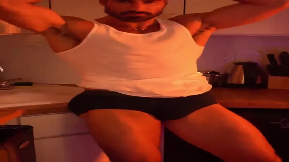 CLYNES Stunningly Sexy Muscle Stud, Handsome And Masculine, Softcore And Show Off, Cock And Amazing Ass (13).mp4