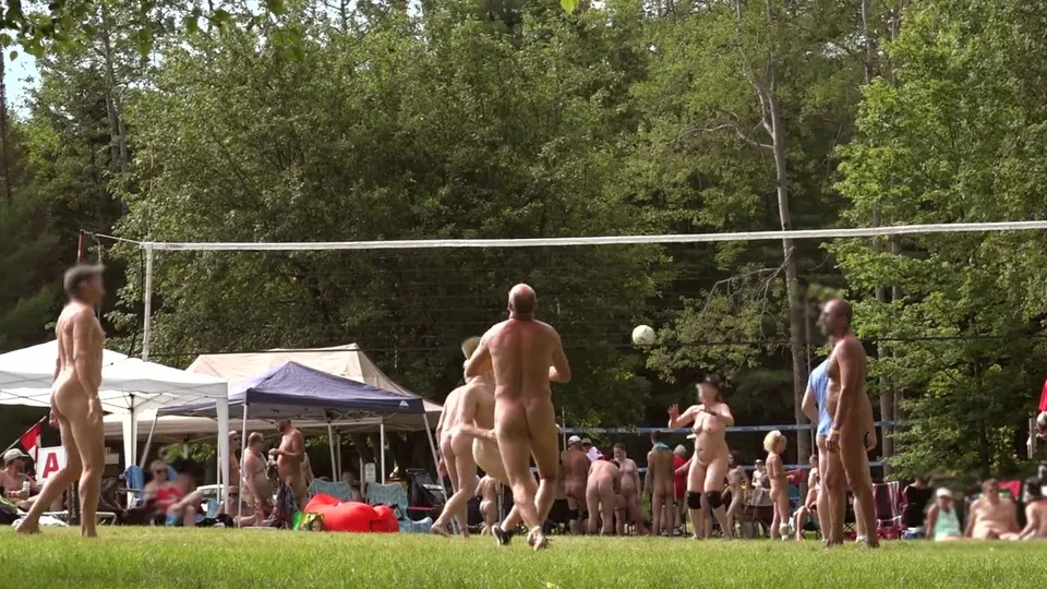 CO-ED NAKED VOLLEYBALL TOURNAMENT - ThisVid.com