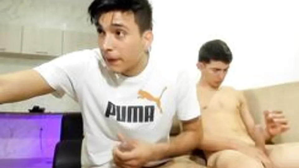 Twink House Party: Boys Wank Together