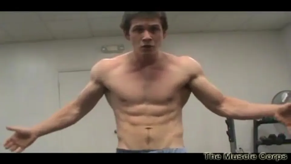 Cocky Muscle Teen - ThisVid.com