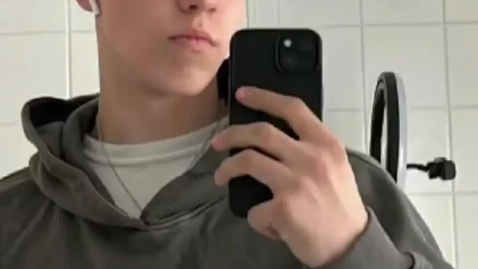 College Boys Are Cute