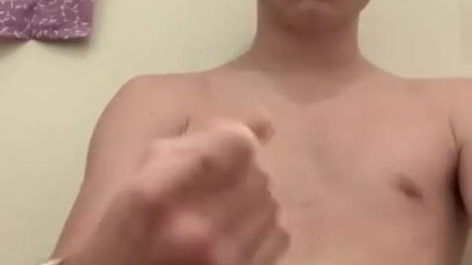 College guy wanks after class - ThisVid.com