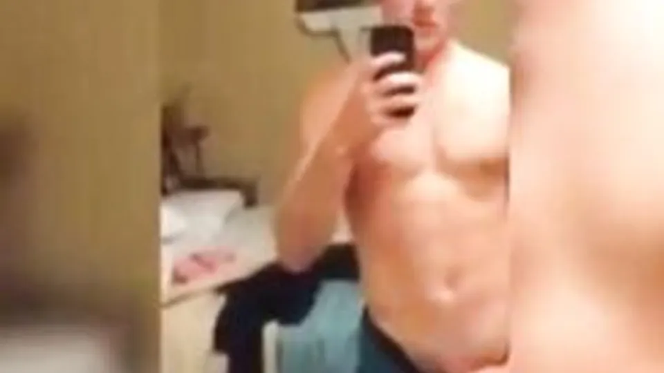 College student shows off for his GF