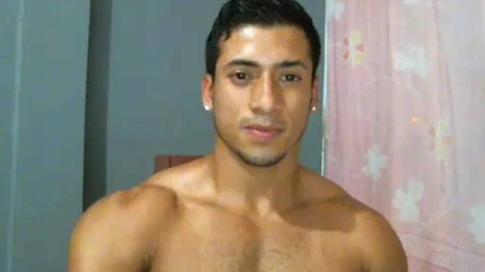 Colombian sexy muscle Dancer - ThisVid.com
