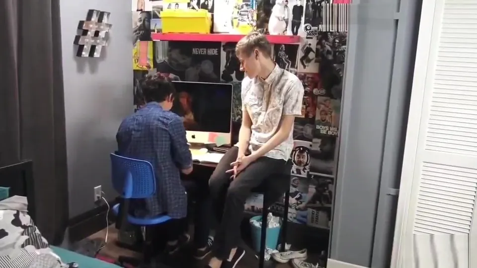 Blond Twinks Cum in Computer Room