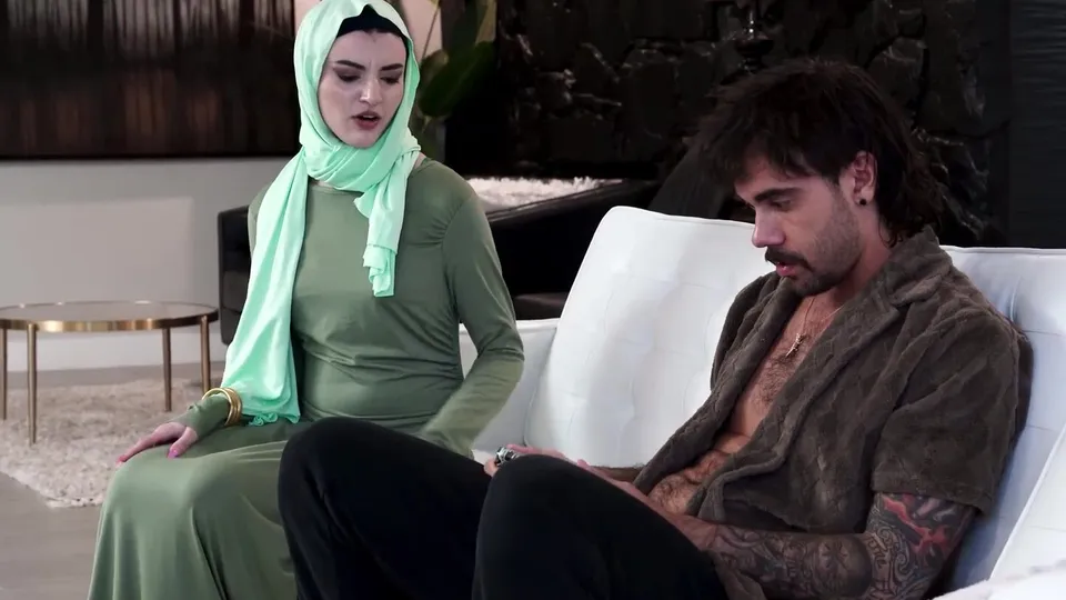 Conservative Hijab Stepsis Julia Learns Sex