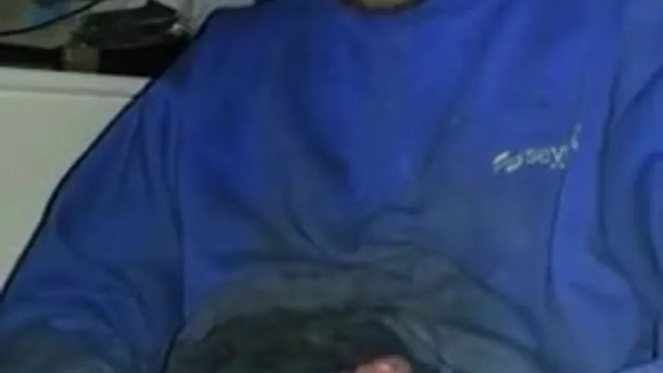 脏兮兮的建筑工人自慰