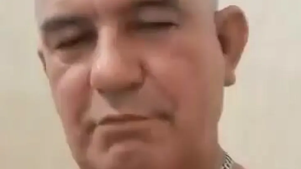 COROA - video 2 - ThisVid.com