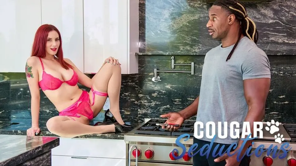 Cougar Seductions - Jax SlayherKelly Caprice - Give Some Lovin To My Warm Oven 