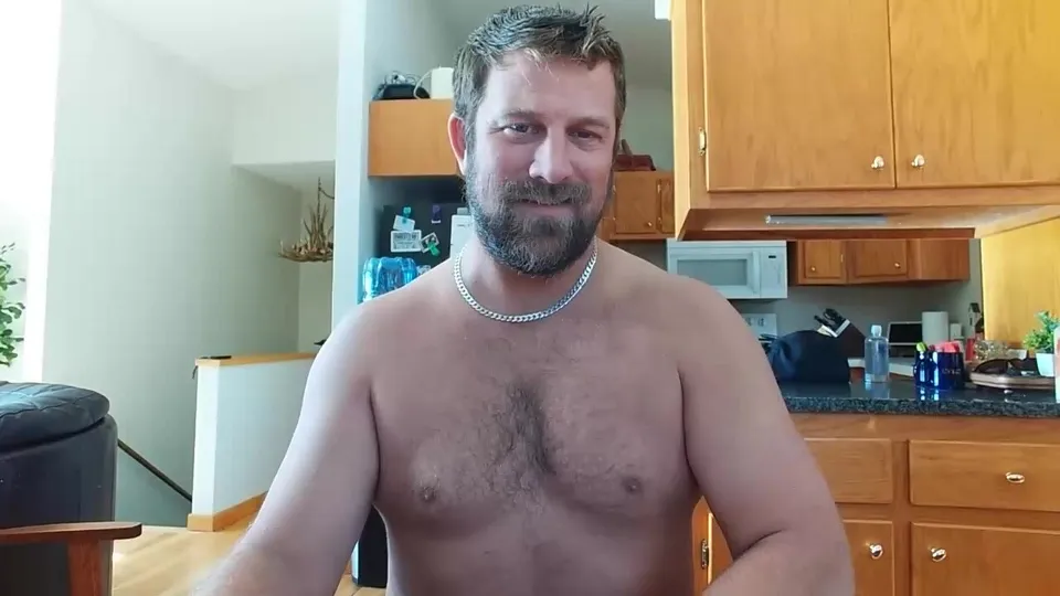 Country Bear Daddy Shows His Hole - ThisVid.com на русском