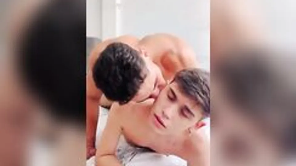 couple friends lovers homemade room fuck sex show tube cam