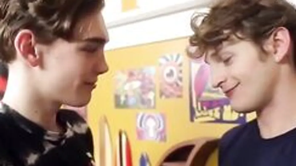 Couple Gay Porn - Bareback Twinks Cute Boys On Bed