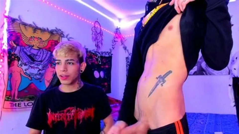 Skinny Gay Couple: Blowjob & Handjob