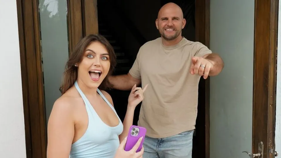 Crazy College GFs - jmacSelina Bentz - College Woman Goes To Audition 