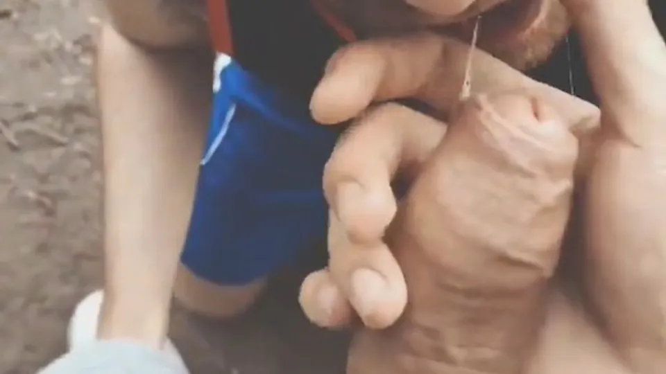 Cruising 35 Hairy cumslut - ThisVid.com