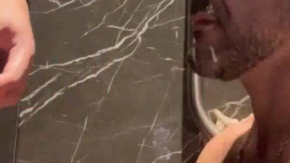 Cruising slut - video 2 - ThisVid.com