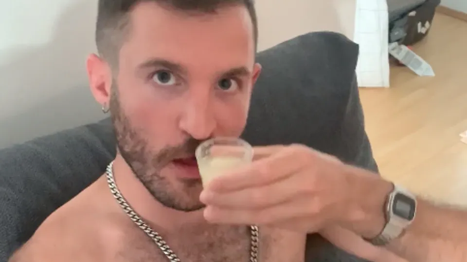 Cum cheers - ThisVid.com
