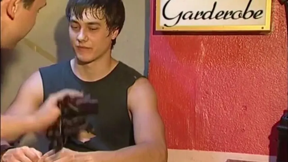 Tim & Ronald's Cum-Kissing Encounter