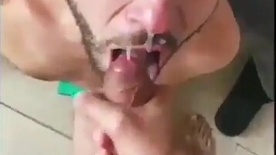 Cum painting - facial - ThisVid.com