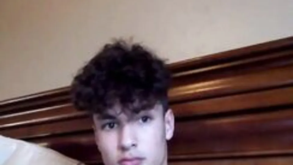 Curly boy shoots load on abs