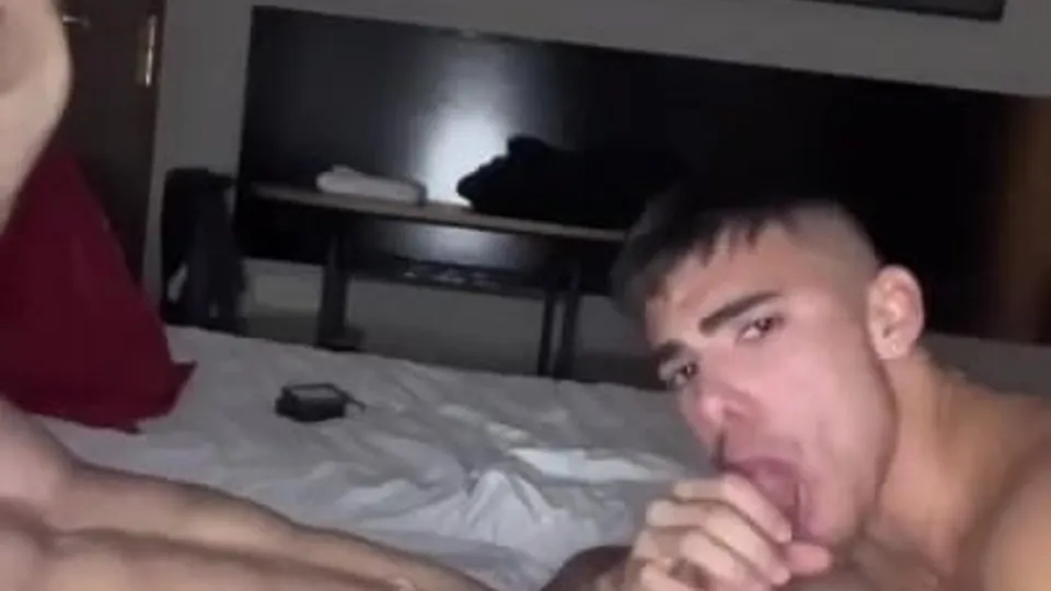 Curt Ackles fucks Nacho Newson
