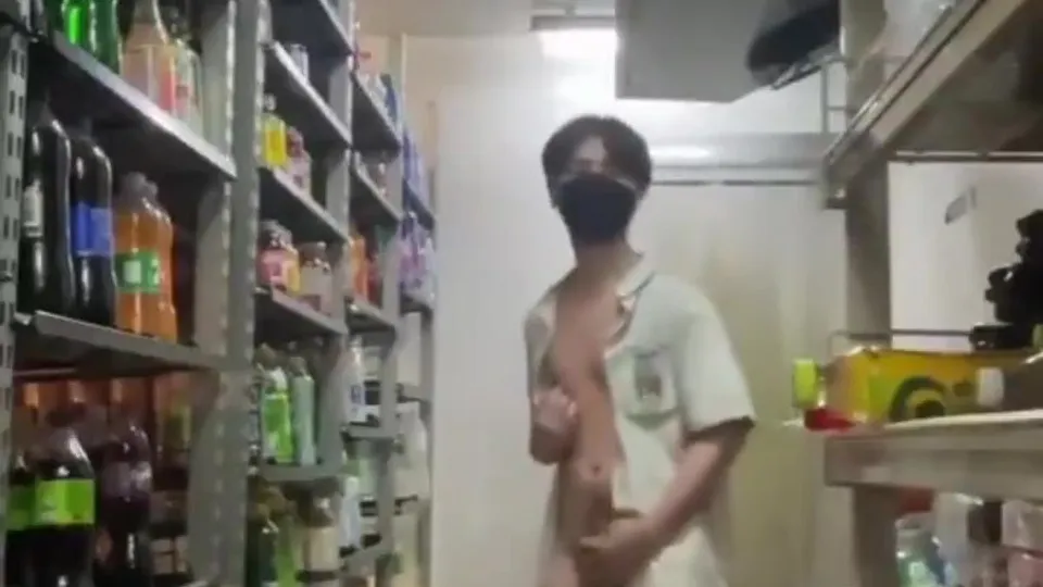 Masked 7/11 Worker Cums at Work
