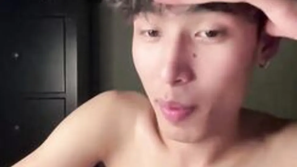 Cute Asian Twink Cam