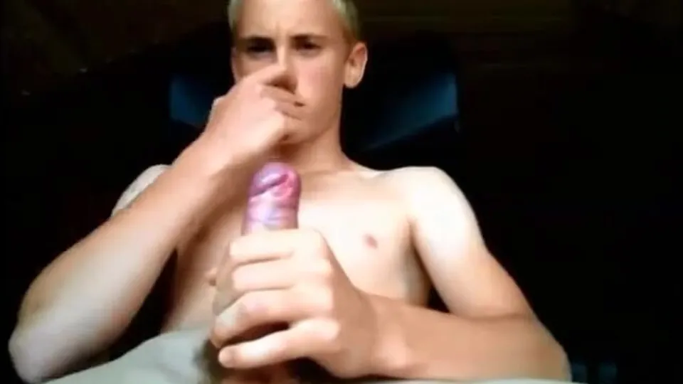 Cute Blond Spurts in his hand