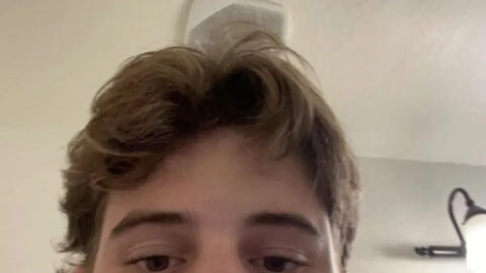 Cute blonde jock baited - ThisVid.com