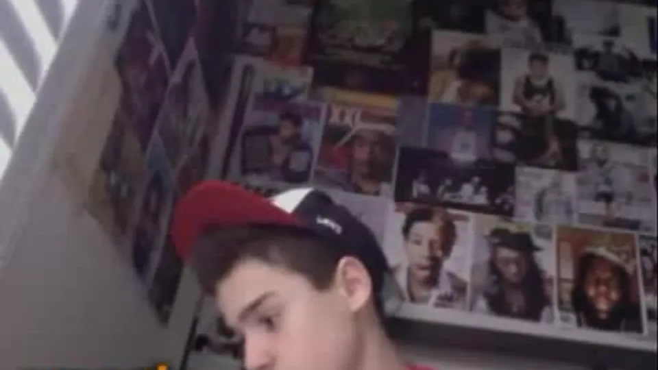 Cute Boy Jerk for Us.mp4