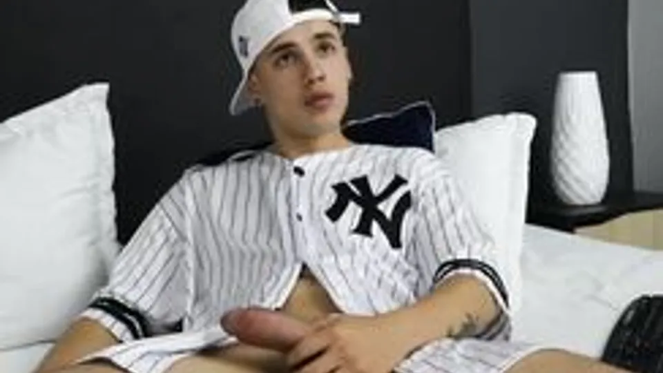 Cute Boy jerk off on cam