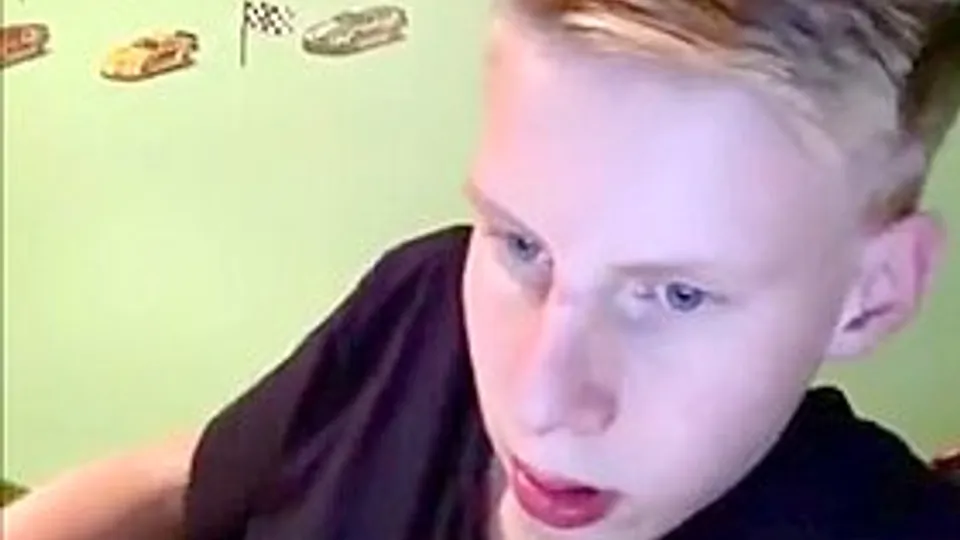 Cute Boy Solo #16- Free Xxx Videos & Movies - againgay.com