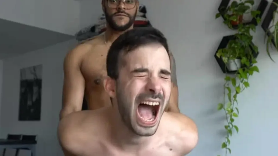 Cute BTTM gets his asshole fuked BAREBAK and stretched! - ThisVid.com