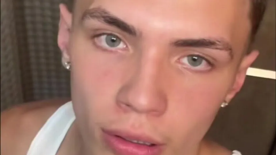 Cute hayden cumming twice clip