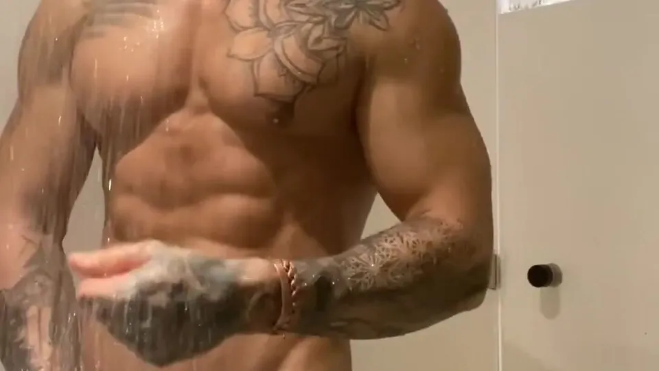 CUTE MUSCLE BOY WITH AMAZING BODY 4 - ThisVid.com