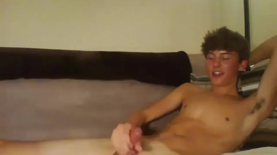 Blond Twink's Solo Webcam Cum Show