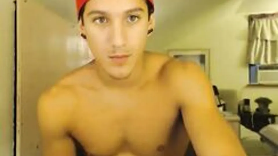 cute simpatic great eyes guy talking cam twink porn