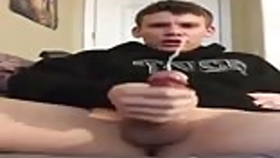 Teen Boy Jerks Off and Cums